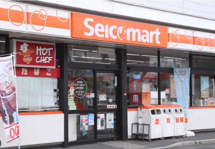 地域唯一のコンビニで売場・調理スタッフを募集！